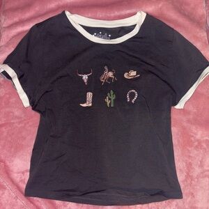 Black and White Graphic Crop Top